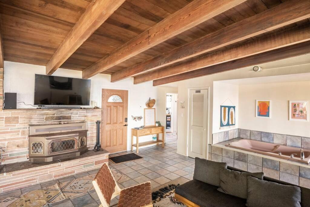 Driftwood Lodge ~ 5 Bedroom / 7 Bath ~ 30-Acre Private Estate On Hwy 1 ~ Hot Tub ~ Oceanview ~ Reunions & Retreats Walsh Landing Zewnętrze zdjęcie